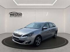 Bild des Angebotes Peugeot 308 SW 120 EAT6 S&S ALLURE+NAVI+SPURHALTE+KAMERA