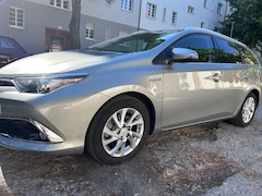 Bild des Angebotes Toyota Auris Auris Touring Sports Hybrid 1.8 VVT-i Hybrid Autom