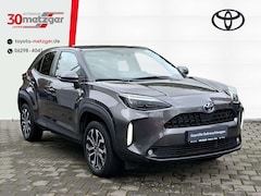 Bild des Angebotes Toyota Yaris Cross 1.5 Hybrid AWD-i 4x4 Team D +Navi +Sitzheizung +El