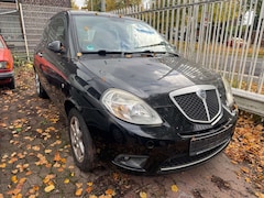 Bild des Angebotes Lancia Ypsilon 1.2 8V