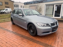 Bild des Angebotes BMW 325 3 Touring 325i*Automatik*Pdc*Klima*2 Hand*TüvNeu