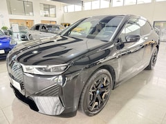 Bild des Angebotes BMW iX *M60*INDIVIDUAL*360°ACC*HUD*AHK*DAB*LASER*SKY*