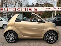 Bild des Angebotes smart forTwo fortwo Cabrio EQ*EXCL*60kW*LEDER*SHZ*KAM*22kW