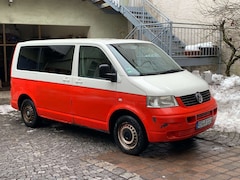 Bild des Angebotes VW T5 9-Sitzer