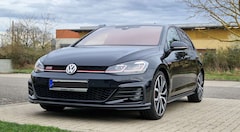 VW Golf GTI Golf 2.0 TSI OPF DSG GTI Leder Anhängerkuppl Standheizung Scheibenheizung