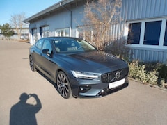 Bild des Angebotes Volvo S60 Lim. B5 Ultimate Dark AWD