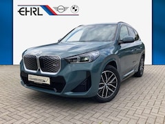 Bild des Angebotes BMW iX1 xDrive30 M Sport AHK ad.LED DA+ HUD PA+ Kamera
