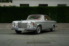 Bild des Angebotes Mercedes-Benz 280 W111 3.5 SE Motorrevision umfassende Arbeiten