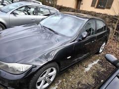 Bild des Angebotes BMW 320 320i Aut.