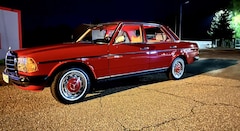 Bild des Angebotes Mercedes-Benz 200 W 123 200