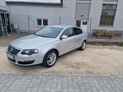 Bild des Angebotes VW Passat Passat 1.6 FSI Comfortline Top Zustand (LESEN)