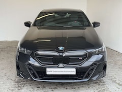 Bild des Angebotes BMW i5 M60 xDrive Lim. M Sport Pro LiveCock.Komfsz.