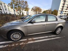 Bild des Angebotes Alfa Romeo 159 159 1.9 JTDM 8V DPF Distinctive