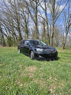 Bild des Angebotes Toyota Avensis 2.2 D-CAT Combi Executive