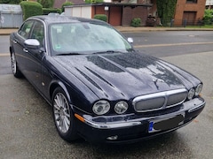 Bild des Angebotes Jaguar XJ6 3.0 Executive