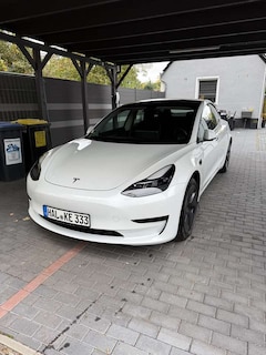 Bild des Angebotes Tesla Model 3 Standard Reichweite Plus Hinterradantrieb