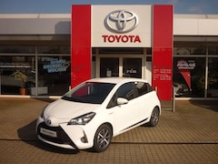 Bild des Angebotes Toyota Yaris 1,5 6-Gang Y20 Team Deutschland - wenig Kilometer