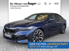 Bild des Angebotes BMW i5 eDrive40 M Sportpaket AHK Pano Bowers & Wilkins