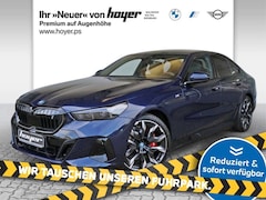 Bild des Angebotes BMW i5 eDrive40 M Sportpaket AHK Pano Bowers & Wilkins