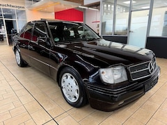 Bild des Angebotes Mercedes-Benz 500 E *LPG+KLIMA+LEDER+ESD+E-SITZ+SITZH+ST.HEIZ*