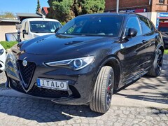 Bild des Angebotes Alfa Romeo Stelvio Stelvio V6 2.9 Bi-Turbo AT8-Q4 Quadrifoglio