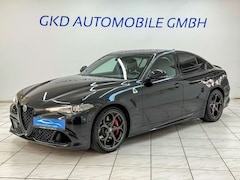 Bild des Angebotes Alfa Romeo Giulia Quadrifoglio*Carbon*H&K*Kamera*Navi*DAB+*