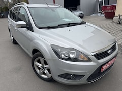 Ford Focus Style +/Klima/Anhängerkupplung/Alu/TÜV 04-28