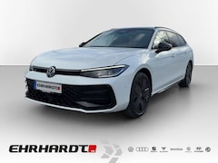 Bild des Angebotes VW Passat Variant 2.0 TDI DSG 4Motion R-Line AHK*PANO*DCC*IQ-LIGH...