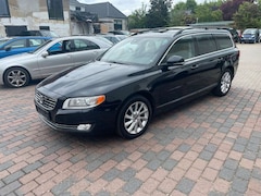 Bild des Angebotes Volvo V70 D3 Kombi Momentum NAVI, Shz, AHK