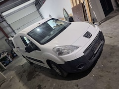 Bild des Angebotes Peugeot Partner 1.6 HDi 90 L2 FAP