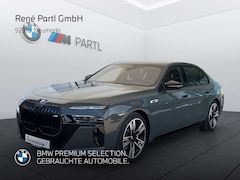 Bild des Angebotes BMW 760 M760e xDrive Executive-Lounge THEATRE Autom-Tür