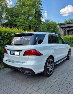 Bild des Angebotes Mercedes-Benz GLE 43 AMG 4Matic 9G-TRONIC Massage*Assistent*Voll