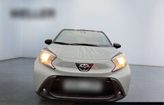 Bild des Angebotes Toyota Aygo X Team D *ACC*Kamera*CarPlay*SHZ*Bi-Tone*DAB*
