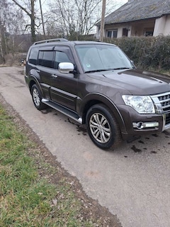 Bild des Angebotes Mitsubishi Pajero 3.2 DI-D Automatik Top
