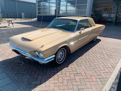 Bild des Angebotes Ford Thunderbird In Top Zustand Tolle Farbkombi