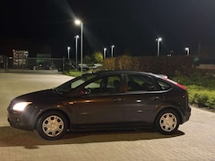 Bild des Angebotes Ford Focus 1.6 Ti-VCT Silver Magic