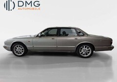 Bild des Angebotes Jaguar XJ8 3.2 Executive