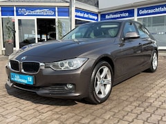 Bild des Angebotes BMW 320 d Limousine Head-Up Display