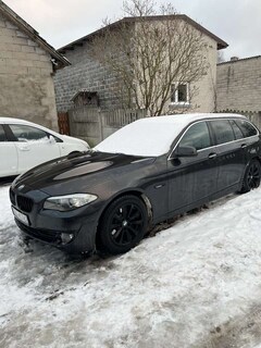 Bild des Angebotes BMW 520 520d F11