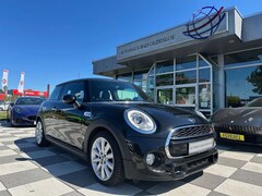 Bild des Angebotes MINI Cooper SD COOPER SD +Panorama+LED+HUD+H&K+Leder+Tempomat+