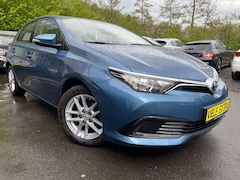 Bild des Angebotes Toyota Auris Cool 1,4 99PS *1.HAND