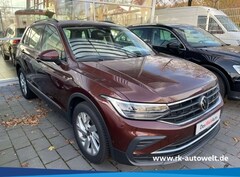 Bild des Angebotes VW Tiguan 1.5 TSI LIFE NAVI LED STANDHZG ACC Parklenk. Fernl