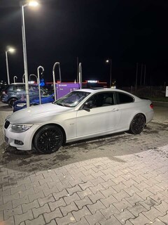 Bild des Angebotes BMW 330 330d Coupe LCI