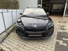 Bild des Angebotes Skoda Superb Combi 2.0 TSI DSG Sportline