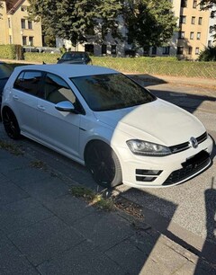 Bild des Angebotes VW Golf R R BMT 4Motion