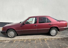 Bild des Angebotes Mercedes-Benz 230 E