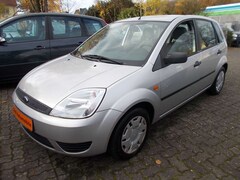 Bild des Angebotes Ford Fiesta 1.3 WENIG KM 1.Hd TÜVNEU