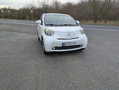 Bild des Angebotes Toyota iQ 1.33 + 4 Zylinder 98 PS