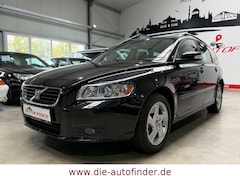 Bild des Angebotes Volvo V50 Kombi T5 AWD Xenon,GSD,Sitzh,PDC,AHK,1.Hand