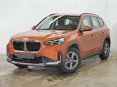 Bild des Angebotes BMW X1 xDrive20d AHK ACC 360° HUD ab 0,49% eff. Zins